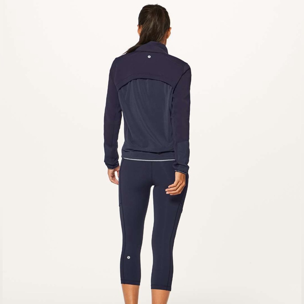 Lululemon Athletica Cardio Squad Midnight Navy Blue Zip Up Jacket W4AF7S EUC 4 - Picture 2 of 9
